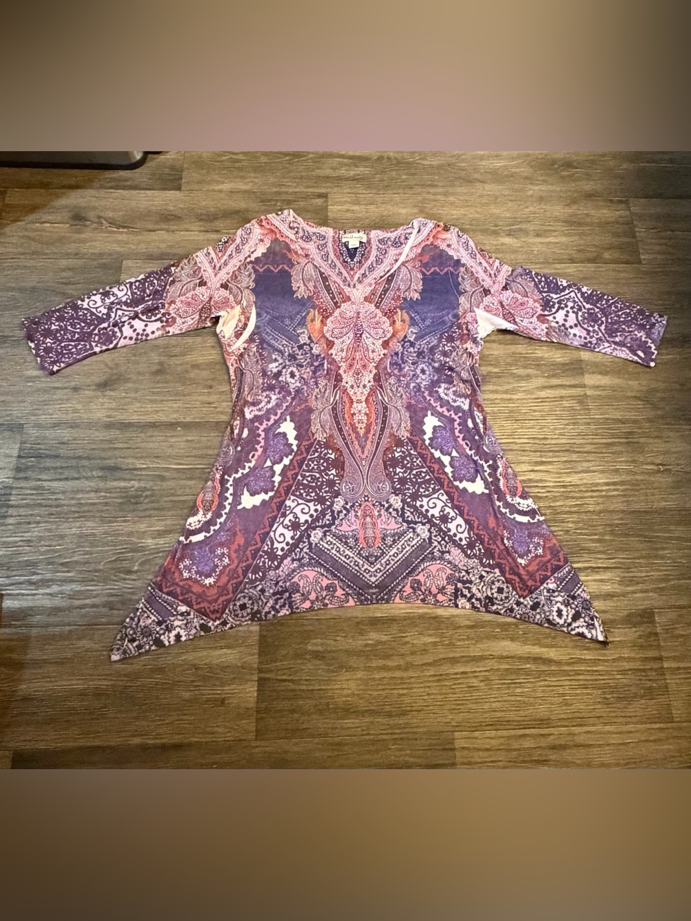 Women’s World Unity Purple Boho Hippie Paisley 3/4 Sleeve Shark Bit Hem Size M - Picture 2 of 8